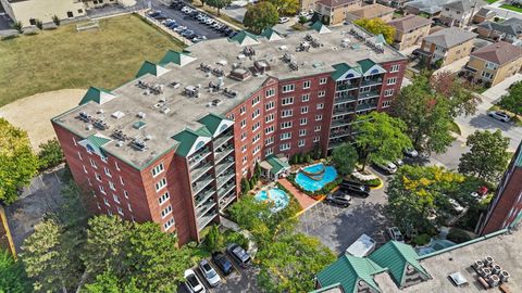 Photo of 8540 W Foster Avenue #605, Norridge, IL 60706 (MLS # 12486809)