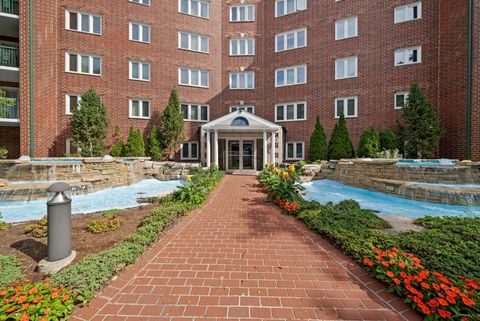 Tiny photo for 8540 W Foster Avenue #605, Norridge, IL 60706 (MLS # 12486809)