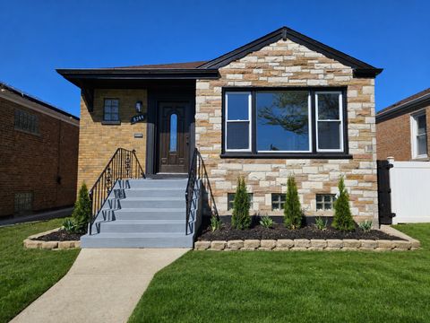 Photo of 8244 S Troy Street, Chicago, IL 60652 (MLS # 12629271)
