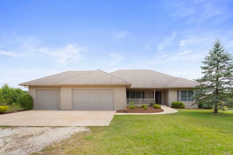 Tiny photo for 2745 S Hieland Road, St. Anne, IL 60964 (MLS # 12434225)