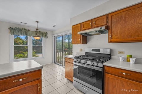 Tiny photo for 1405 SUTTON Court #1405, Vernon Hills, IL 60061 (MLS # 12693296)