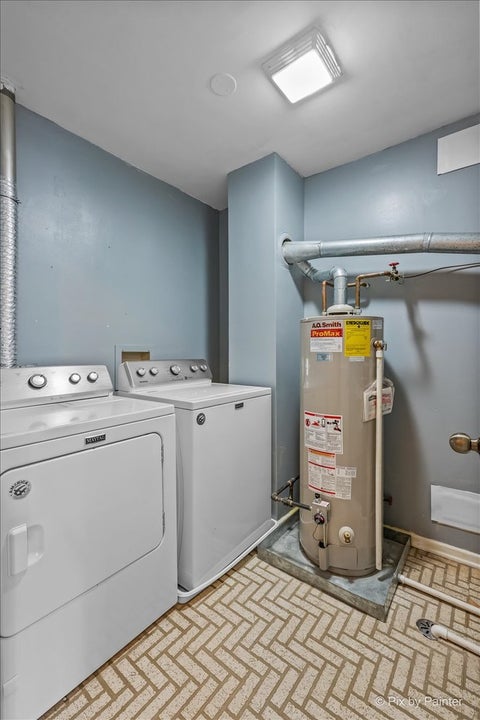 Tiny photo for 1405 SUTTON Court #1405, Vernon Hills, IL 60061 (MLS # 12693296)