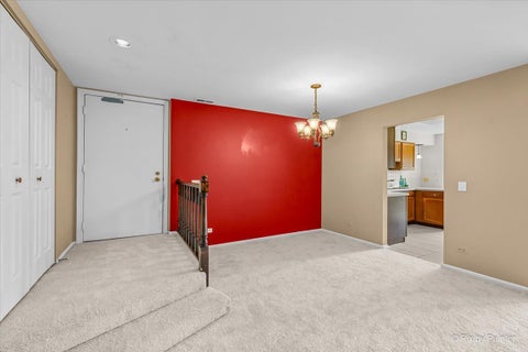 Tiny photo for 1405 SUTTON Court #1405, Vernon Hills, IL 60061 (MLS # 12693296)