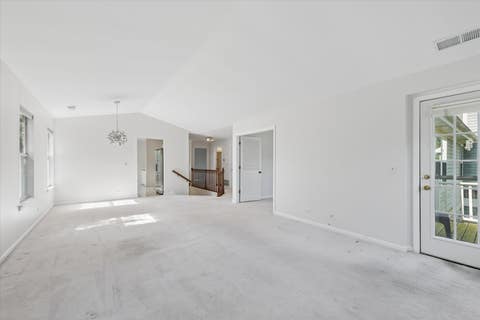 Tiny photo for 132 White Branch Court, Buffalo Grove, IL 60089 (MLS # 12718952)