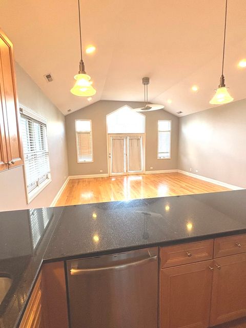 Tiny photo for 3106 S Wells Street #3, Chicago, IL 60616 (MLS # 12504270)