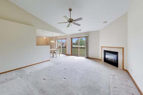 Tiny photo for 365 Stonington Place #365, South Elgin, IL 60177 (MLS # 12654618)