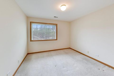 Tiny photo for 365 Stonington Place #365, South Elgin, IL 60177 (MLS # 12654618)
