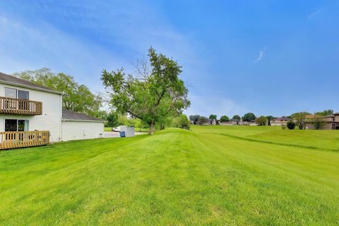Tiny photo for 365 Stonington Place #365, South Elgin, IL 60177 (MLS # 12654618)