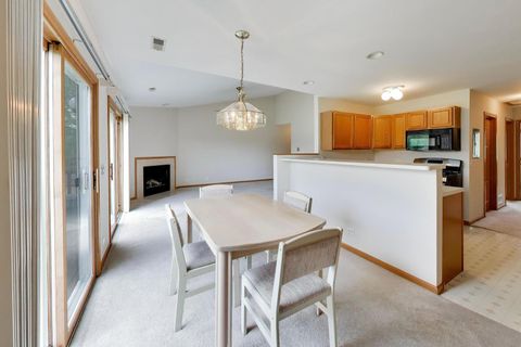 Tiny photo for 365 Stonington Place #365, South Elgin, IL 60177 (MLS # 12654618)