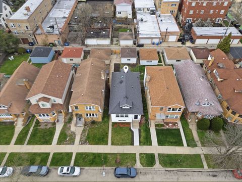 Tiny photo for 5414 W Eddy Street, Chicago, IL 60641 (MLS # 12617532)