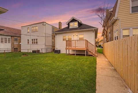 Tiny photo for 5414 W Eddy Street, Chicago, IL 60641 (MLS # 12617532)