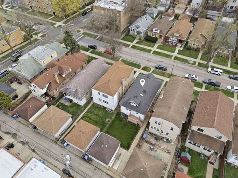 Tiny photo for 5414 W Eddy Street, Chicago, IL 60641 (MLS # 12617532)