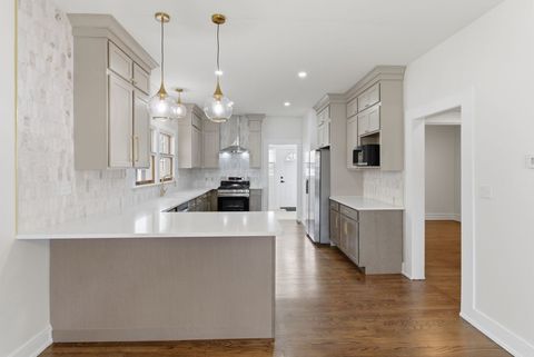 Tiny photo for 5414 W Eddy Street, Chicago, IL 60641 (MLS # 12617532)