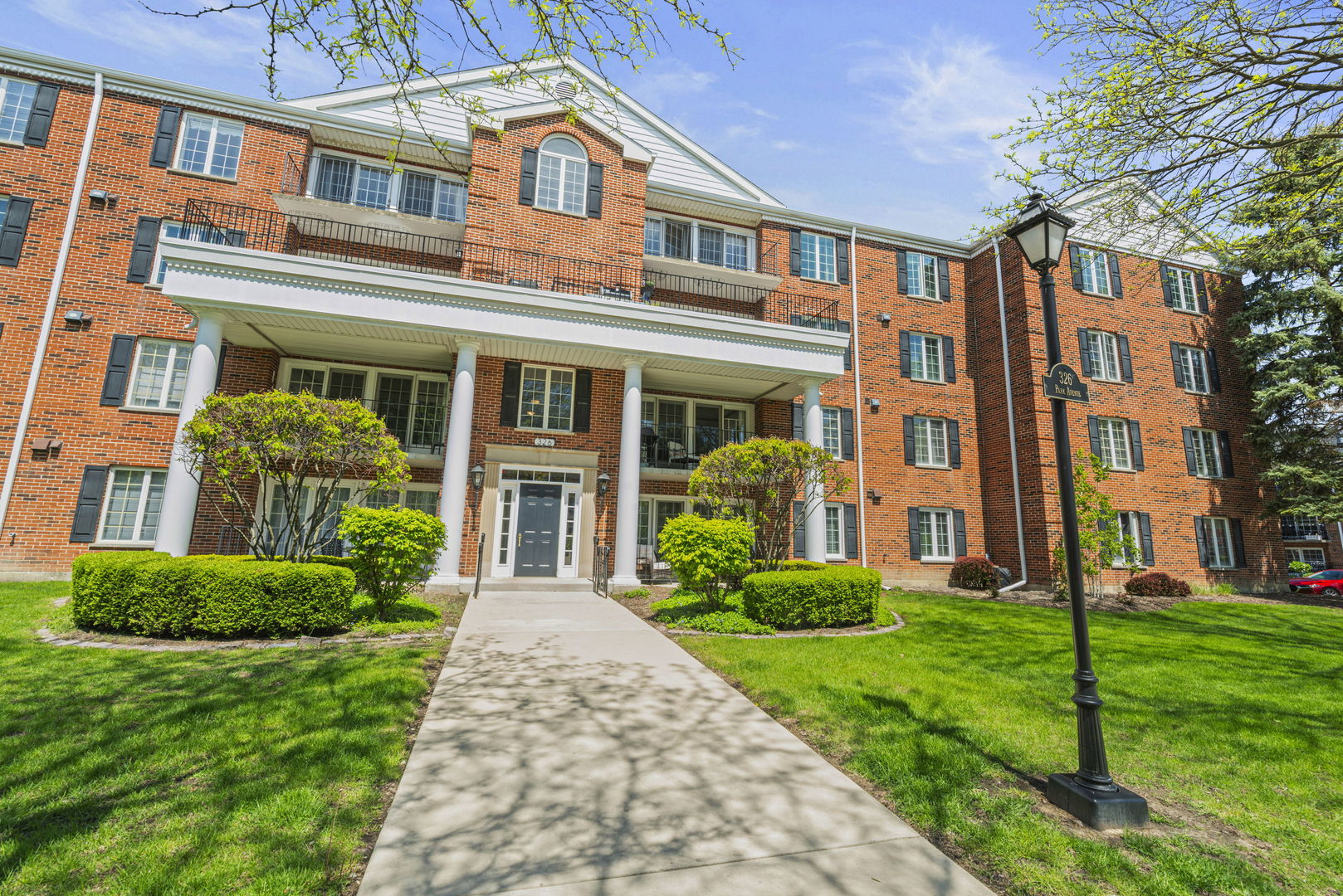 326 Park Avenue 38