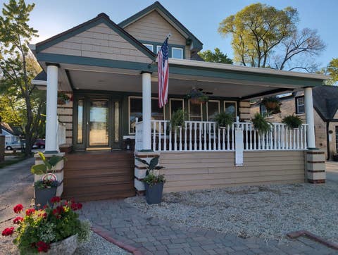 Tiny photo for 417 N Hough Street, Barrington, IL 60010 (MLS # 12723532)
