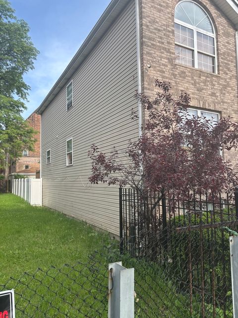 Tiny photo for 147 S Whipple Street, Chicago, IL 60612 (MLS # 12662641)