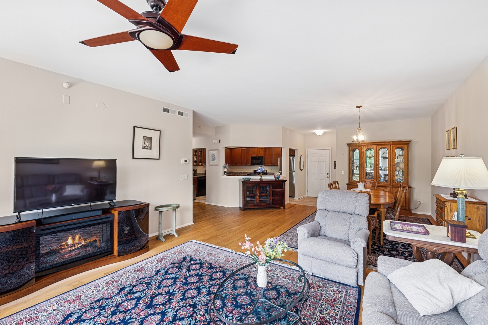 940 Augusta Way 315
