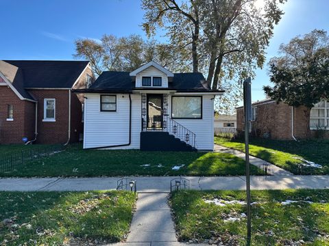 Photo of 33 Warren Street, Calumet City, IL 60409 (MLS # 12518231)