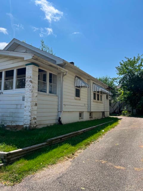 Tiny photo for 504 W Virginia Avenue, Peoria, IL 61604 (MLS # 12740169)