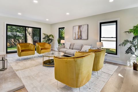 Tiny photo for 5314 Franklin Avenue, Western Springs, IL 60558 (MLS # 12501439)