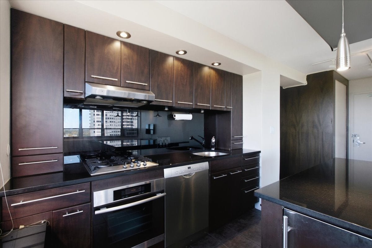 3950 N Lake Shore Drive 1100A