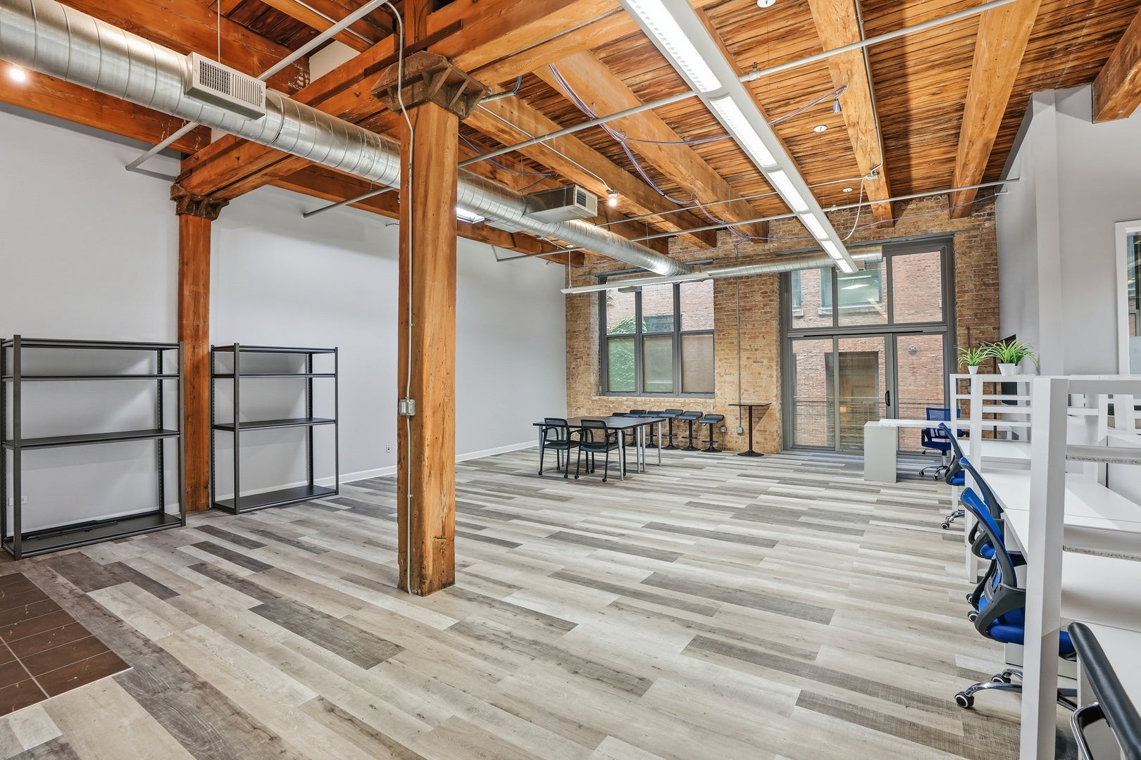 824 W Superior Street B211-B212