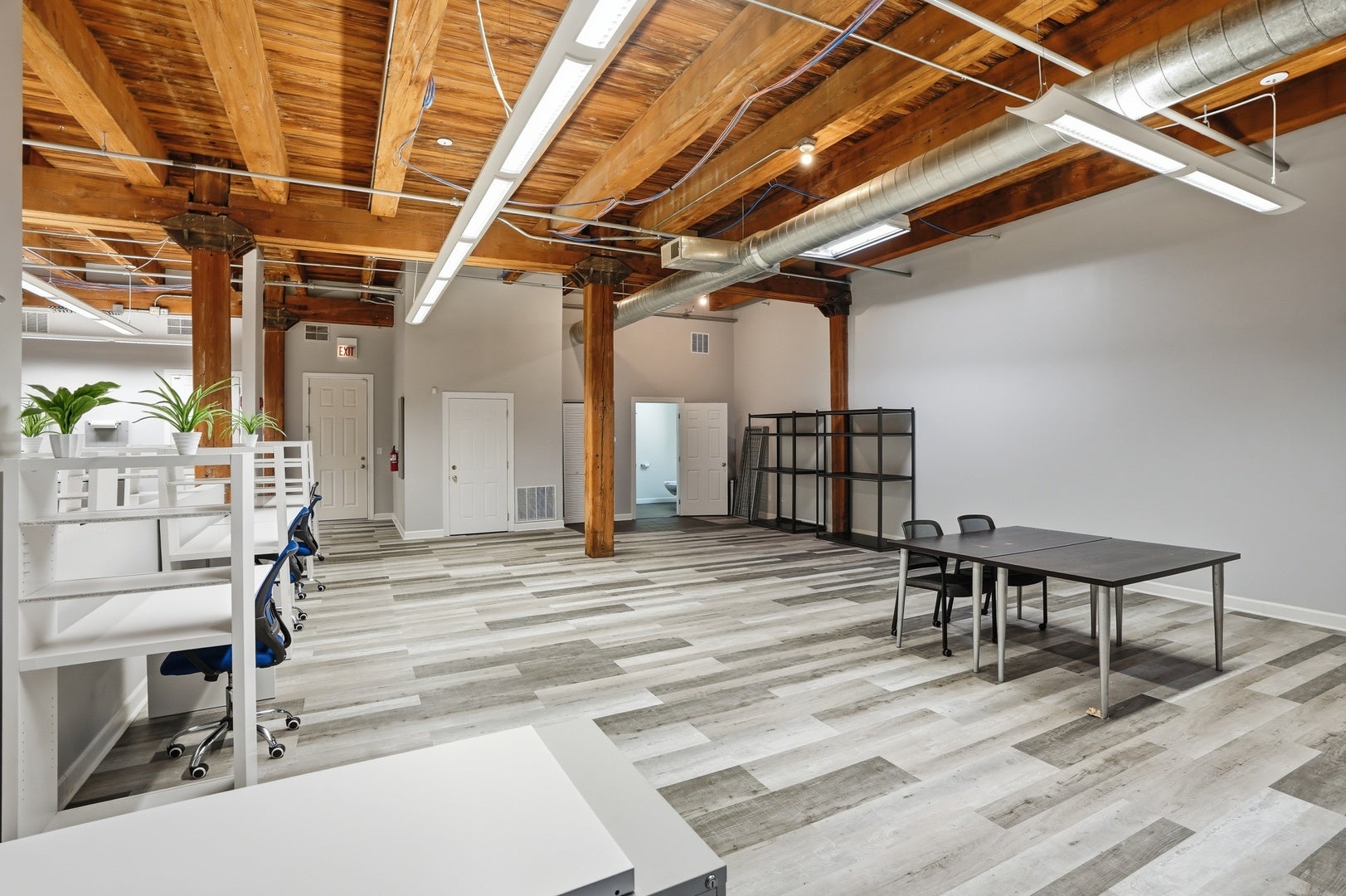 824 W Superior Street B211-B212