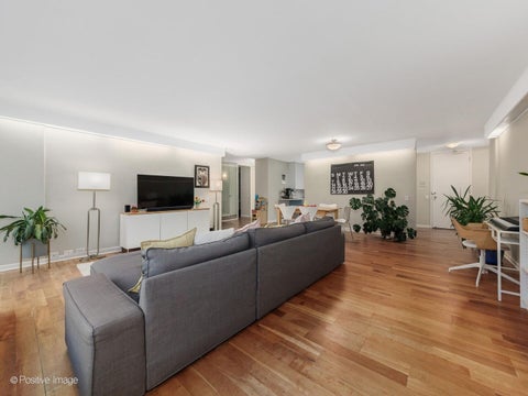 Tiny photo for 330 W Diversey Parkway #401, Chicago, IL 60657 (MLS # 12683244)