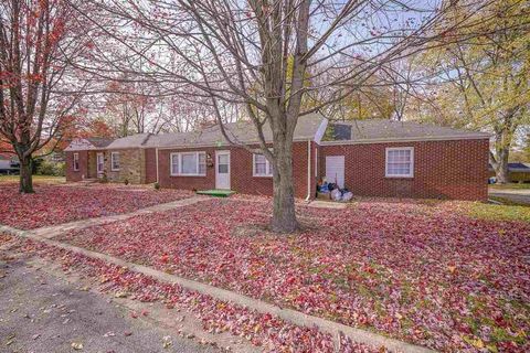 2006 Richmond Street Rockford IL 61101