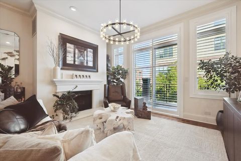 Tiny photo for 2820 N Sheffield Avenue #4N, Chicago, IL 60657 (MLS # 12494390)