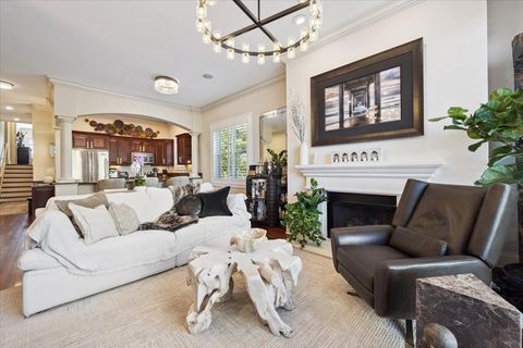 Tiny photo for 2820 N Sheffield Avenue #4N, Chicago, IL 60657 (MLS # 12494390)