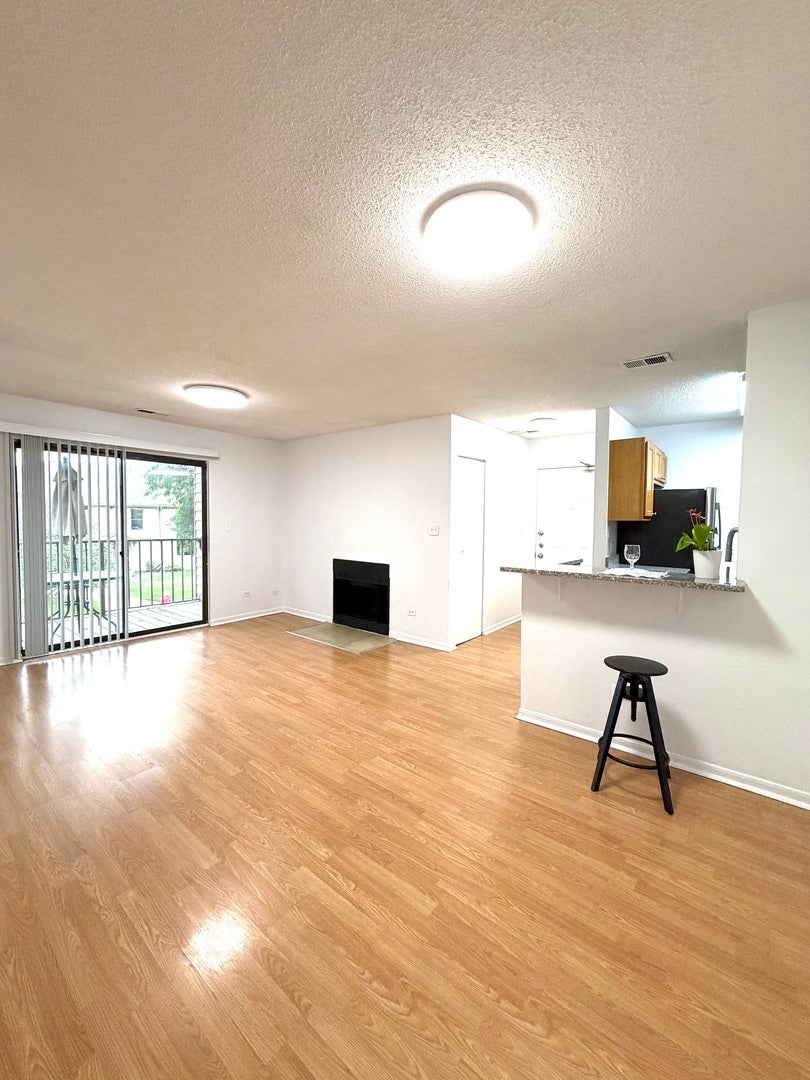 2048 N RAND Road 202