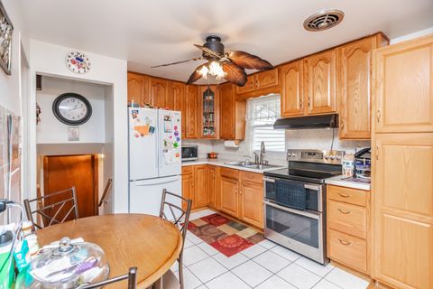 Tiny photo for 5938 W 83rd Street, Burbank, IL 60459 (MLS # 12464600)