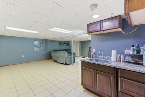 Tiny photo for 2001 Madison Avenue, Gurnee, IL 60031 (MLS # 12582886)