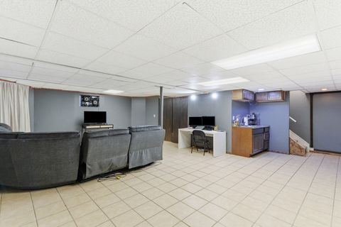 Tiny photo for 2001 Madison Avenue, Gurnee, IL 60031 (MLS # 12582886)