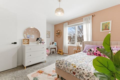 Tiny photo for 2001 Madison Avenue, Gurnee, IL 60031 (MLS # 12582886)