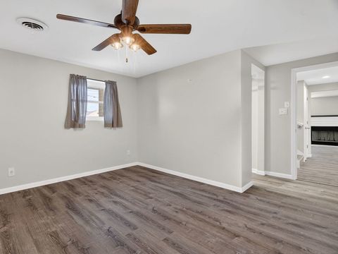 Tiny photo for 105 W Oak Street, Coal City, IL 60416 (MLS # 12529499)