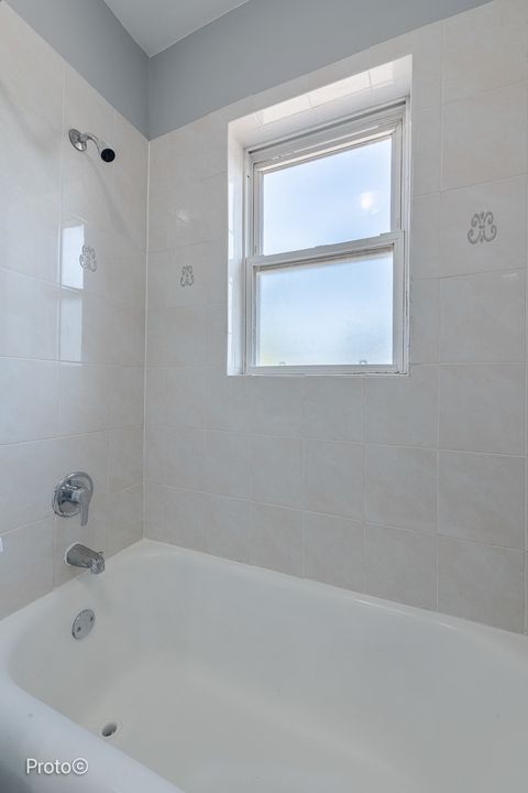 Tiny photo for 5148 N Monitor Avenue #301, Chicago, IL 60630 (MLS # 12517757)