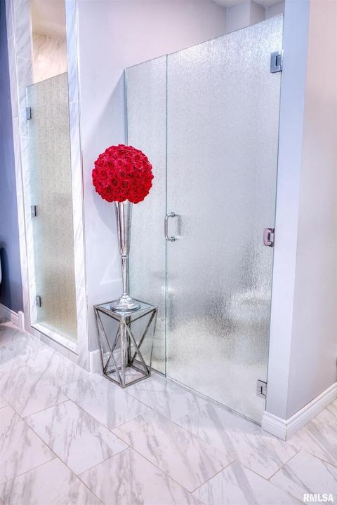 Tiny photo for 267 BRIAN Avenue, Murphysboro, IL 62966 (MLS # EB459329)