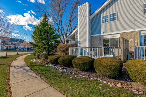 Tiny photo for 7114 Olde Gatehouse Road, Tinley Park, IL 60477 (MLS # 12626778)