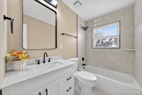 Tiny photo for 2211 Birchwood Parkway, Woodridge, IL 60517 (MLS # 12508958)