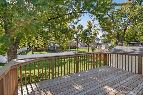 Tiny photo for 2211 Birchwood Parkway, Woodridge, IL 60517 (MLS # 12508958)