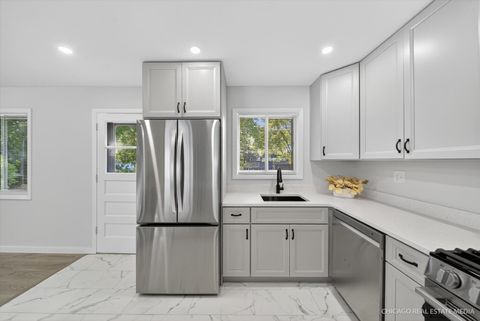 Tiny photo for 2211 Birchwood Parkway, Woodridge, IL 60517 (MLS # 12508958)