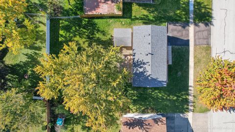 Tiny photo for 2211 Birchwood Parkway, Woodridge, IL 60517 (MLS # 12508958)