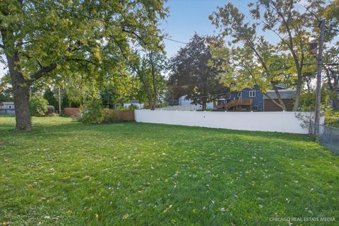 Tiny photo for 2211 Birchwood Parkway, Woodridge, IL 60517 (MLS # 12508958)