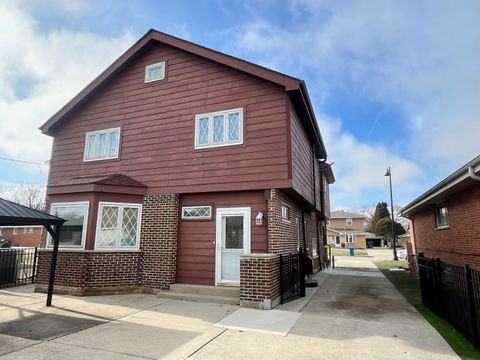 Tiny photo for 6013 N Emerson Street, Rosemont, IL 60018 (MLS # 12544999)