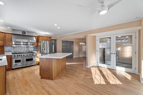 Tiny photo for 6013 N Emerson Street, Rosemont, IL 60018 (MLS # 12544999)