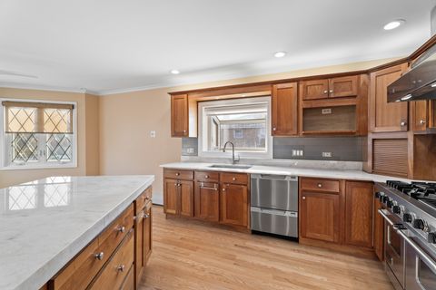 Tiny photo for 6013 N Emerson Street, Rosemont, IL 60018 (MLS # 12544999)