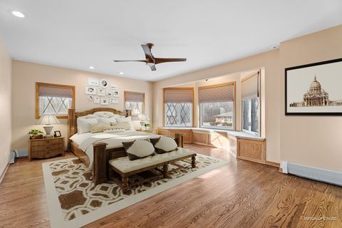 Tiny photo for 6013 N Emerson Street, Rosemont, IL 60018 (MLS # 12544999)