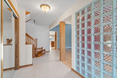 Tiny photo for 6013 N Emerson Street, Rosemont, IL 60018 (MLS # 12544999)